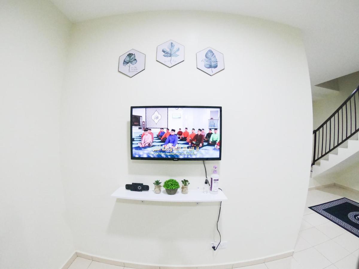 Ayna Homestay 5 Minutes To Marang Jetty Buitenkant foto