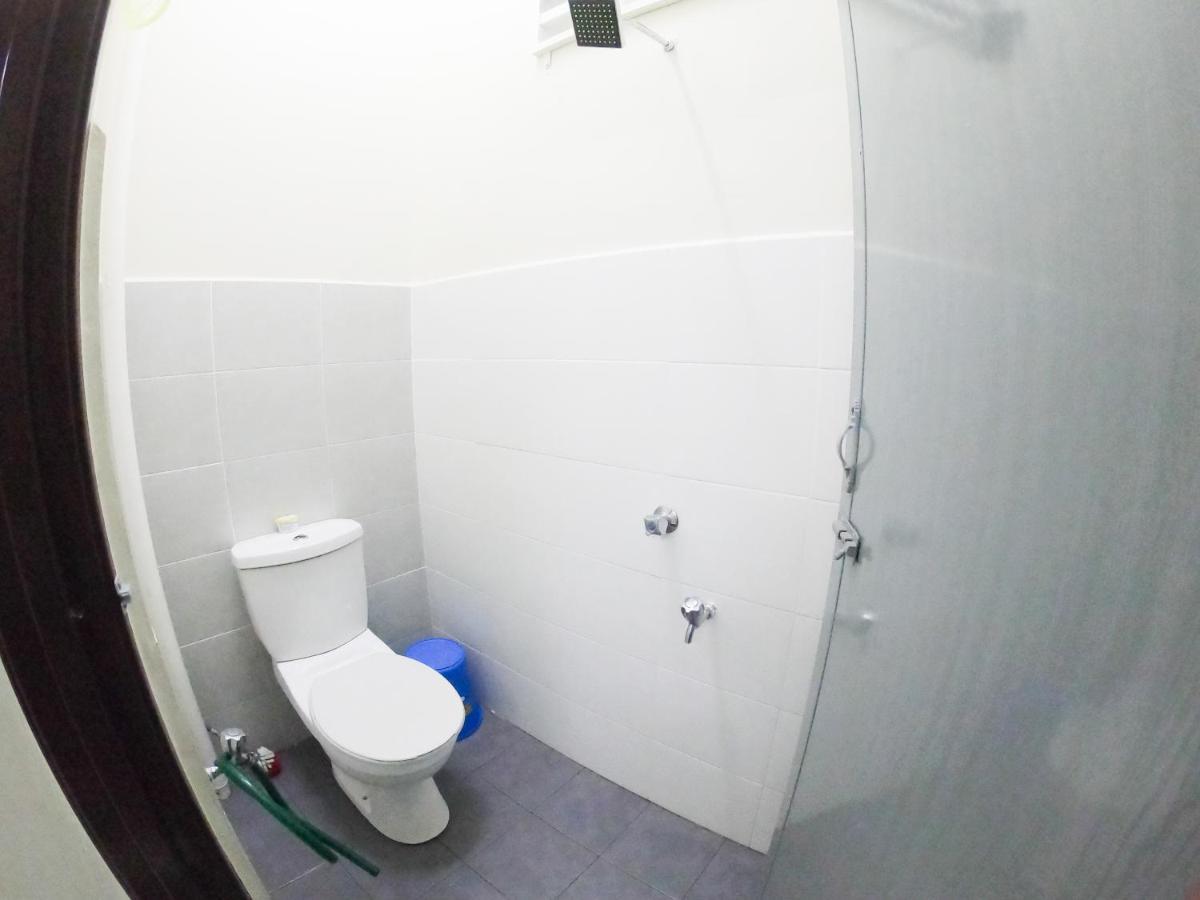 Ayna Homestay 5 Minutes To Marang Jetty Buitenkant foto
